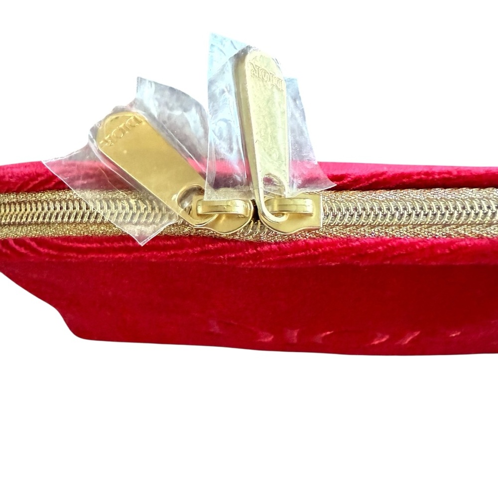 Dior Red Velvet Cosmetic Bag - Picture 3 of 12